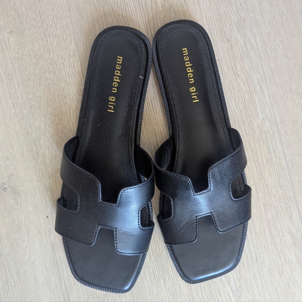 Madden Girl H Sandals